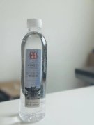 天禄品牌向玉汝于成慈善基金会捐赠