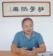 央报记者对恽老师进行专访后選写